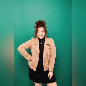 Meet your Posher, Ashley